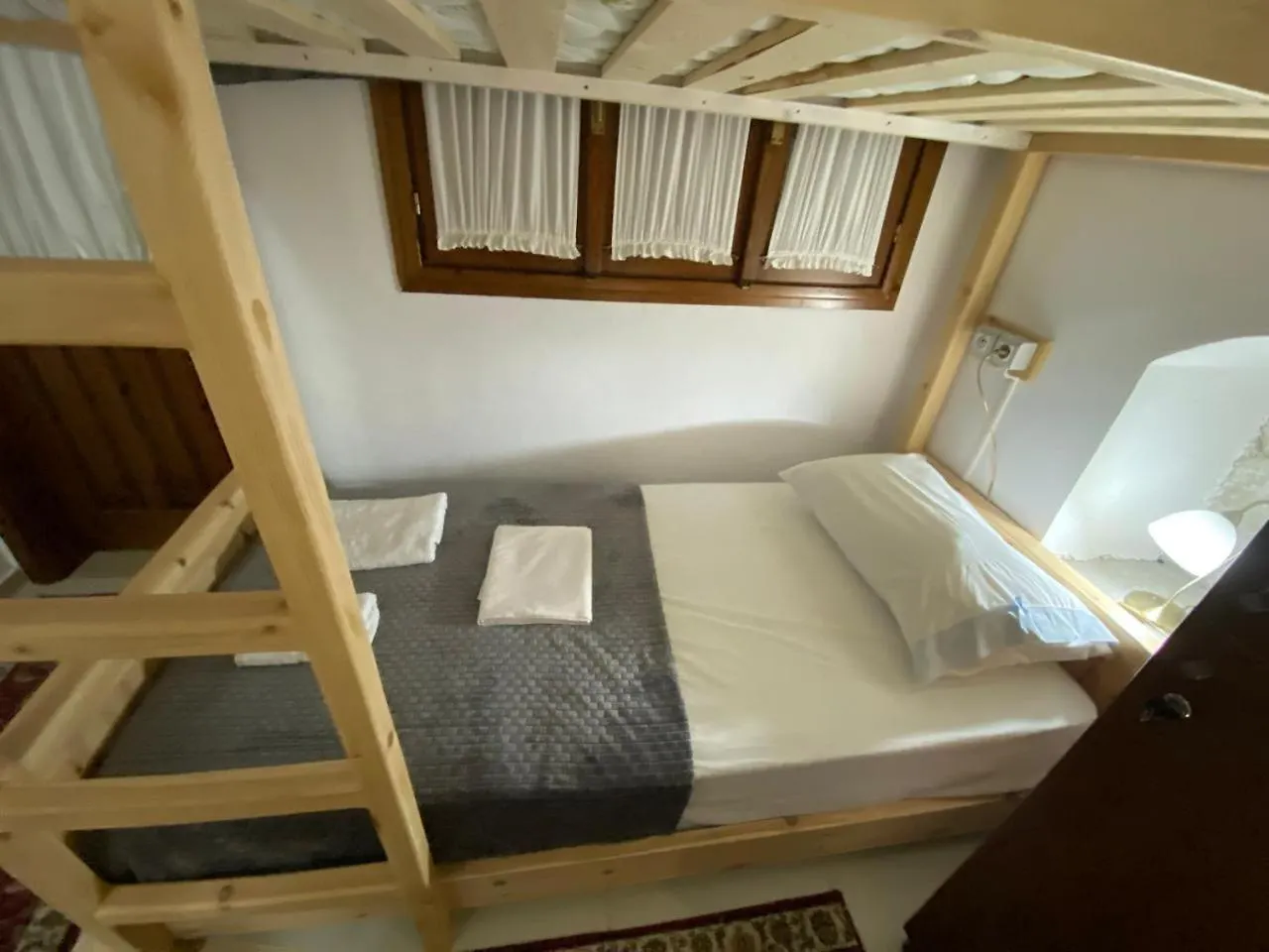 Cico Hostel &Private Room Gjirokastër 0*,  Albanien