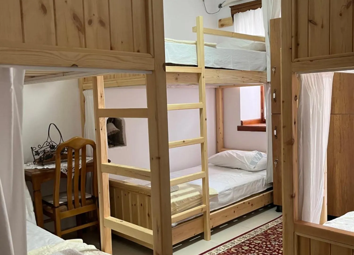 Cico Hostel &Private Room Gjirokastër Hotel